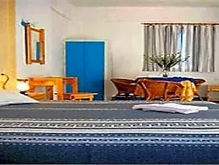 Vergina Konukevi Perissa (Santorini)