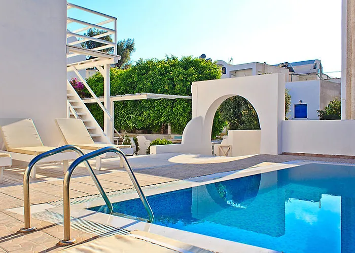 Vergina Perissa (Santorini)