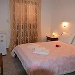 Vergina Guest house 2*