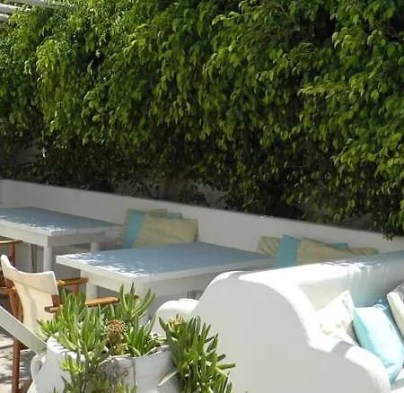 Guest house Vergina Perissa (Santorini)